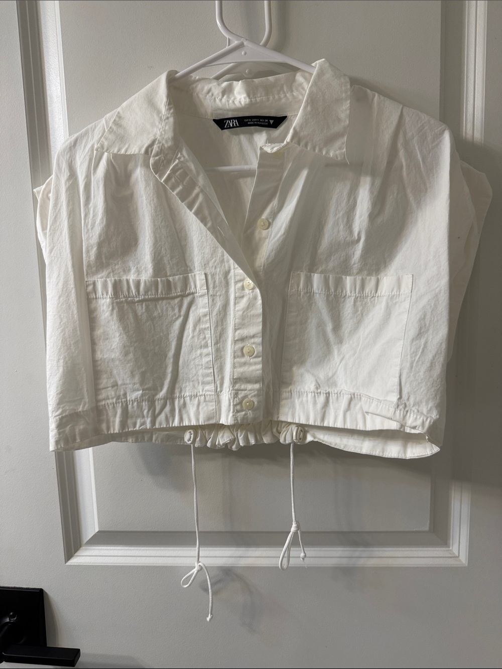 Zara White Cropped Drawstring Button-Front Shirt